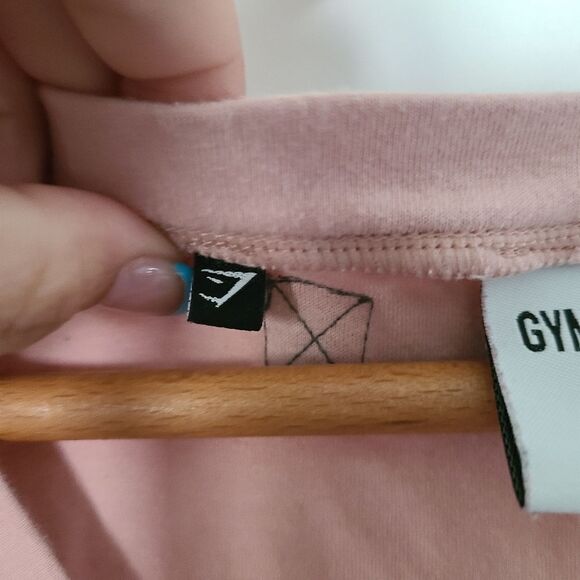 Gymshark Box Utility Tee in Pink Salt size M - Picture 4 of 7